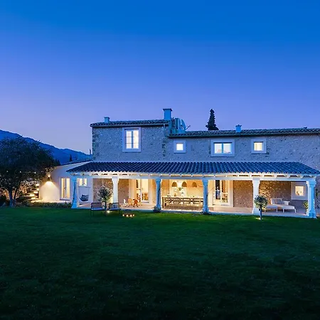 Villa Antigua *