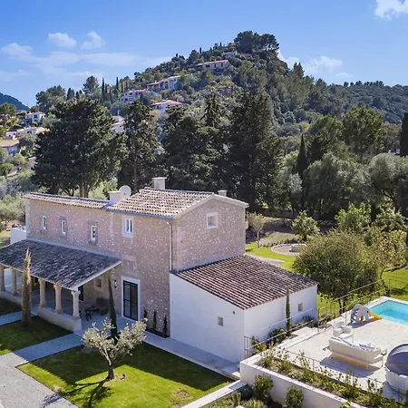 Villa Antigua *