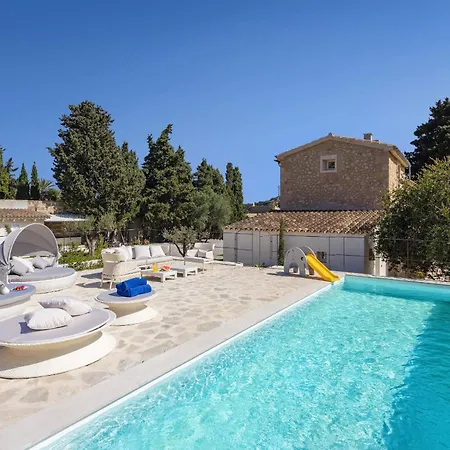 Antigua Villa